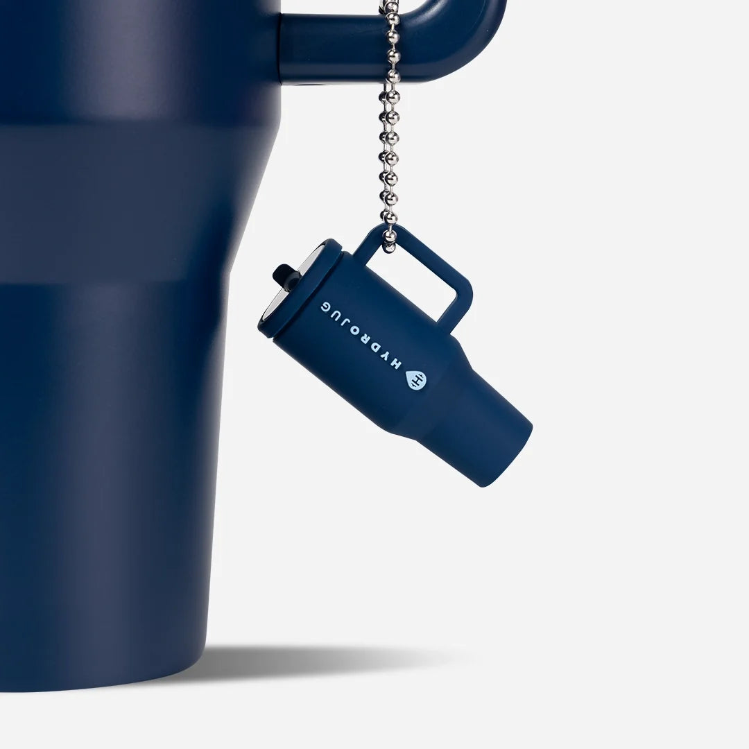 traveler-keychain-h5 Web-TravelerKeychainPhotos-Navy2.webp
